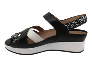 Sandalia Mujer Piesanto 260424 Negro-Blanco - Ítem1