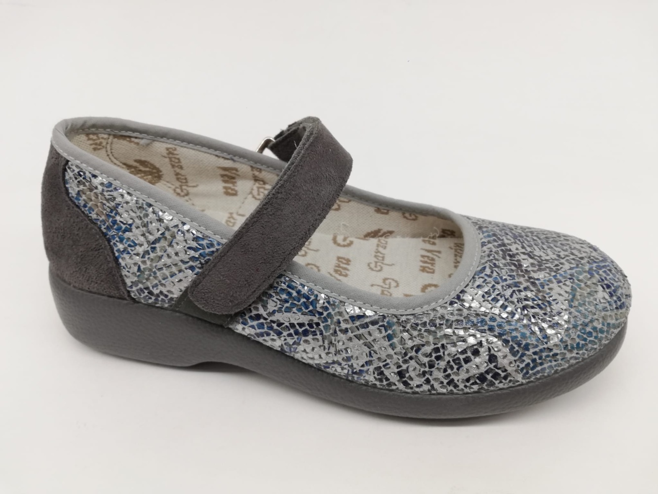Zapatilla Calle Mujer Garzón 3075.188 Gris